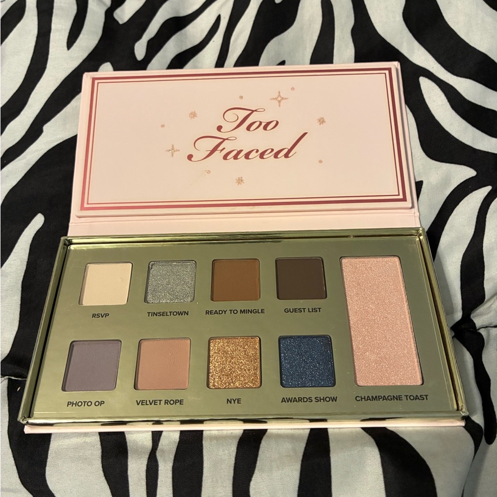 🎀 Too Faced Vibrant Eyeshadow Palettes 🎀